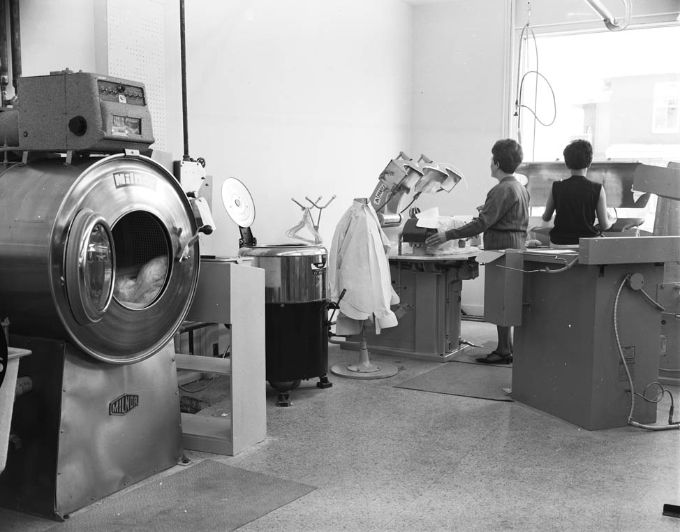 One Hour Cleaners Exterior and interior